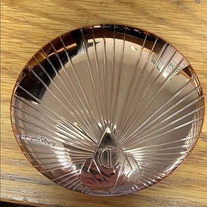 Charlotte tilbury bronzer shade medium